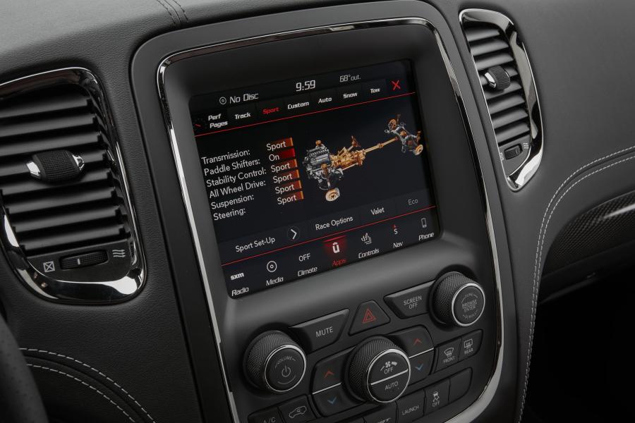 Детали интерьера Dodge Durango SRT (WD) 2017 года  (фото 99 из 100)